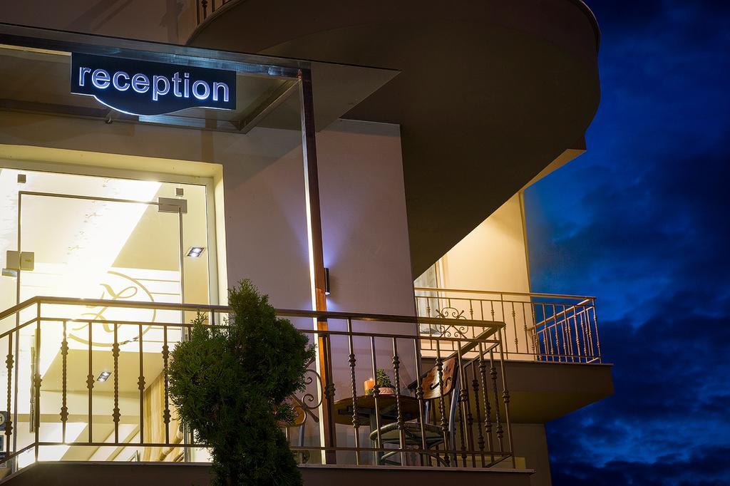 Pansion Zafeiriou Hotel Костур Екстериор снимка