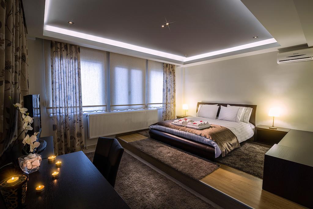 Pansion Zafeiriou Hotel Костур Екстериор снимка