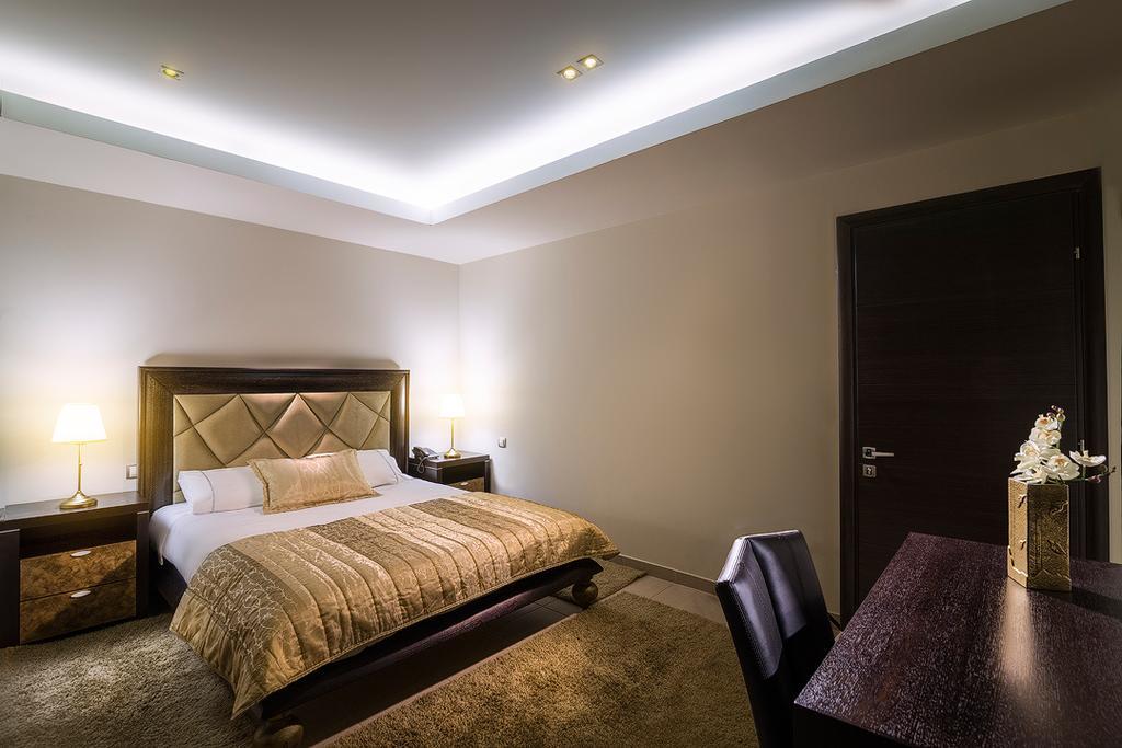 Pansion Zafeiriou Hotel Костур Екстериор снимка